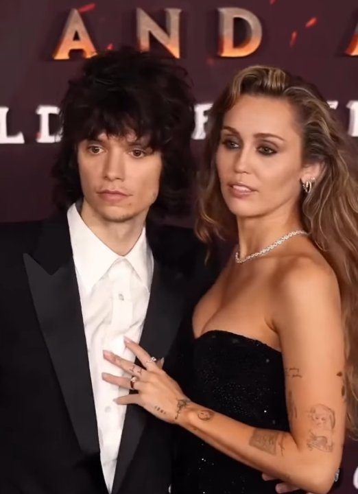 Miley Cyrus confirmó que está comprometida con Maxx Morando