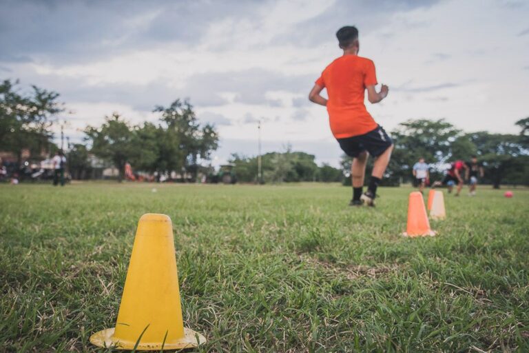 Lomas Fútbol: el predio que convoca a 5.000 personas por fin de semana y revoluciona el fútbol amateur