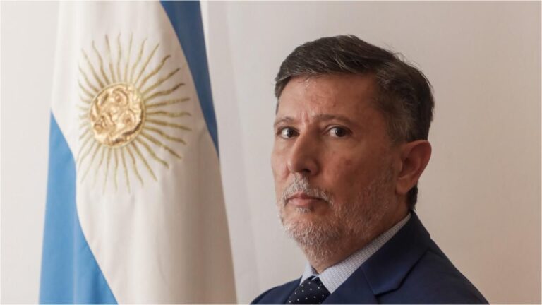 El titular de la SIDE y el embajador de EEUU inauguraron el Centro Nacional Antiterrorismo (CNA)