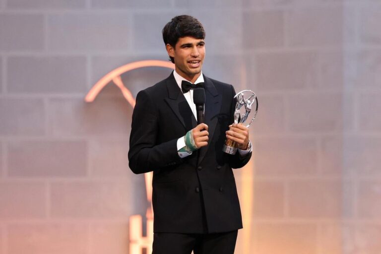 El tenista español Carlos Alcaraz se quedó con el premio Laureus al mejor deportista del año
