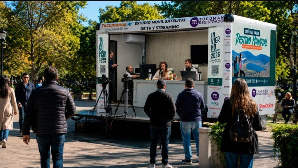 El Ente Tucumán Turismo instaló un trailer en Plaza Francia con empanadas, queso de Tafí y sándwich de milanesa para promocionar el turismo invernal en la provincia.