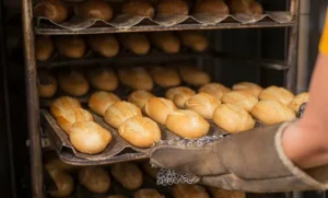El pan vuelve a aumentar en Tucumán y el kilo podría superar los $4.000