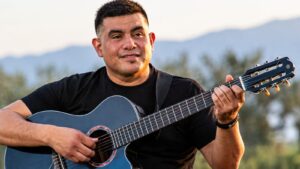 Federico López: de Tafí Viejo a Buenos Aires con su folklore